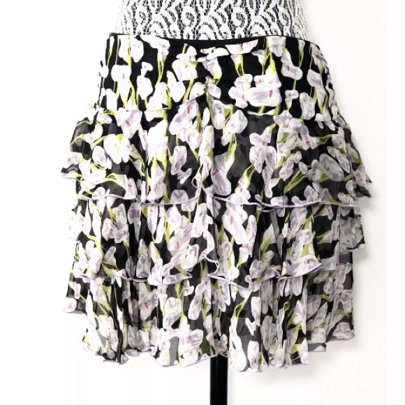 Diane von Furstenberg Floral Tiered Skirt Size 6 - Picture 3 of 7